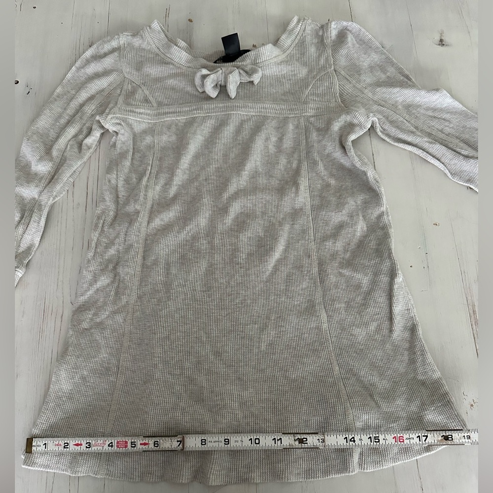 Gray women’s grey shirt Bow Marc Jacob’s size small s waffle super soft vintage - Picture 3 of 9